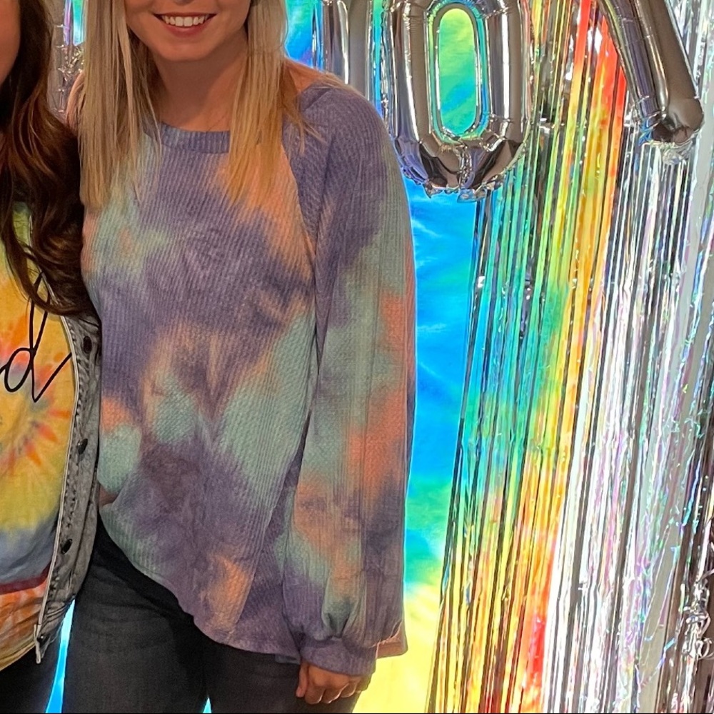 Long sleeve tie-dye fashion top